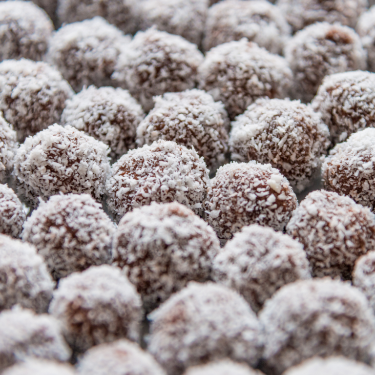 9 Must-Have Christmas Sweets And Treats