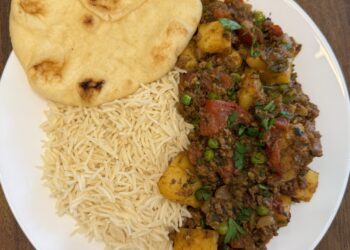 A Pakistani Staple – Aloo Keema